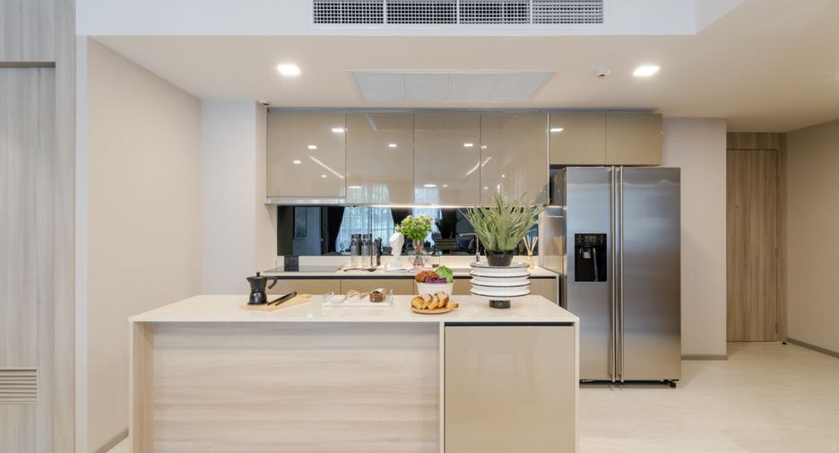 For rent 3 ベッドルーム condo in Watthana, Bangkok