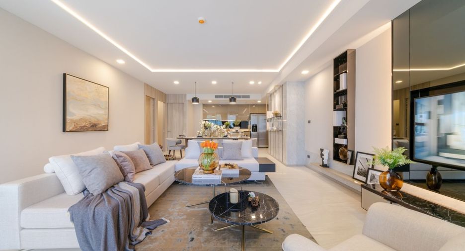 For rent 3 ベッドルーム condo in Watthana, Bangkok