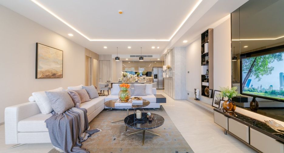 For rent 3 ベッドルーム condo in Watthana, Bangkok