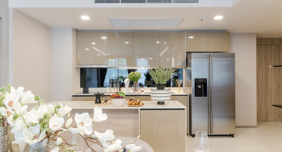 For rent 3 ベッドルーム condo in Watthana, Bangkok