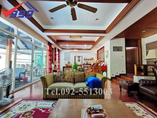 For rent and for sale 7 bed house in Khlong Sam Wa, Bangkok