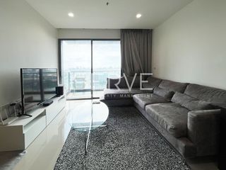 For sale 2 bed condo in Yan Nawa, Bangkok