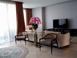 À louer 3 chambres condo à Sathon, Bangkok