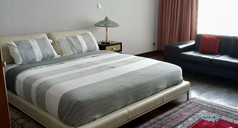 Wohnung zur Miete mit 3 Zimmer in Sathon, Bangkok