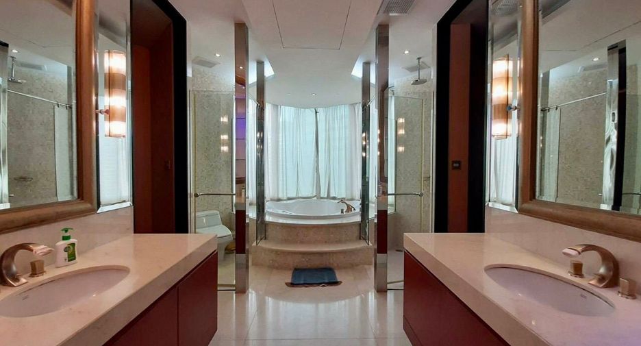 Wohnung zur Miete mit 3 Zimmer in Sathon, Bangkok