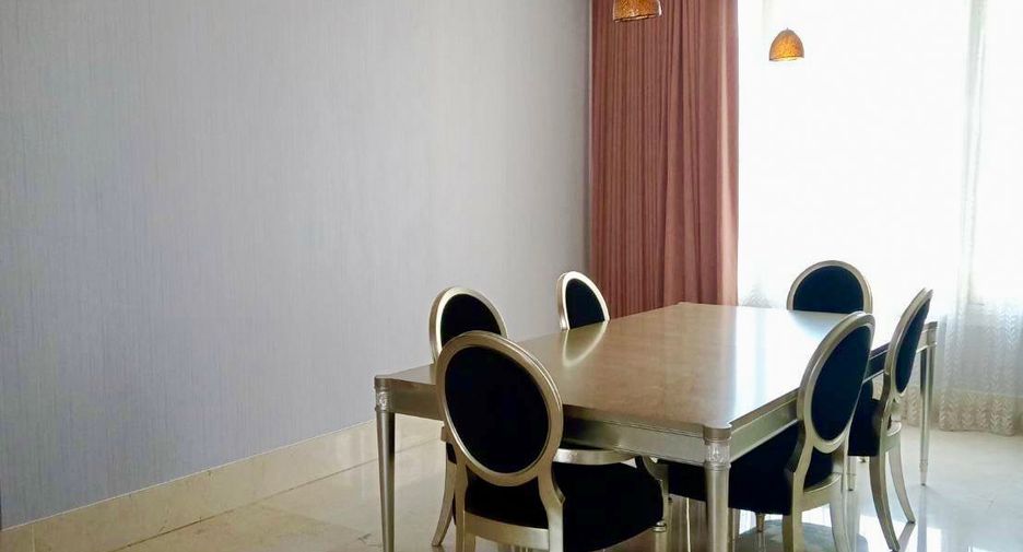 Wohnung zur Miete mit 3 Zimmer in Sathon, Bangkok