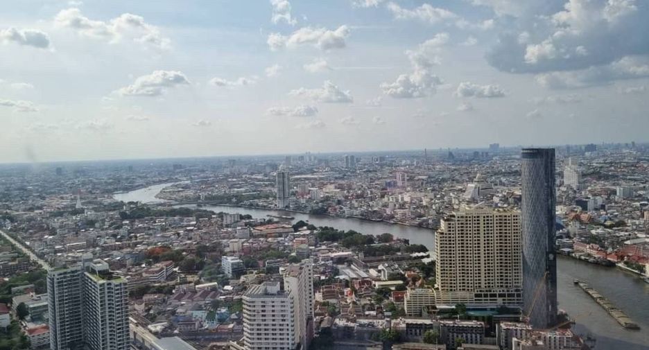 For rent 2 bedrooms condo in Khlong San, Bangkok