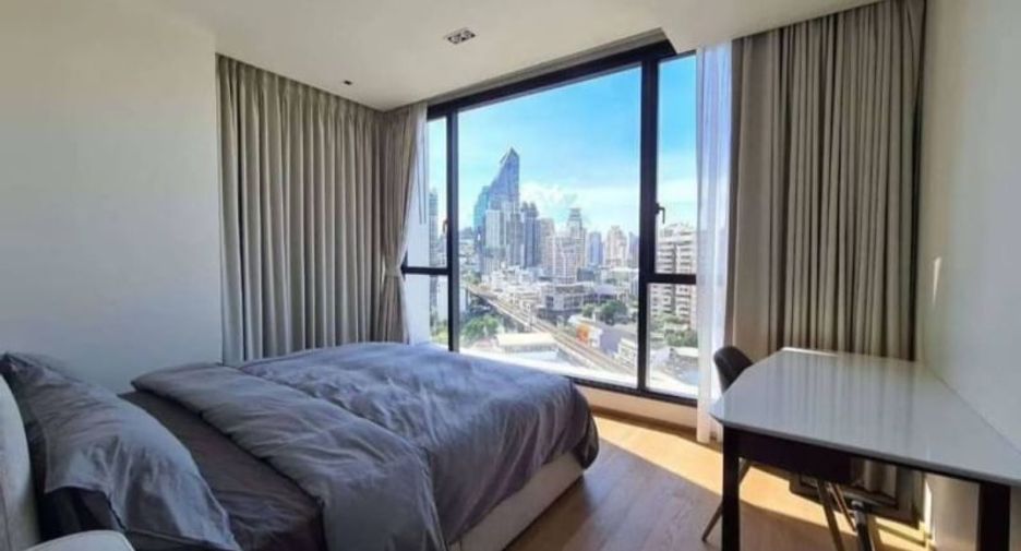 For rent 2 bedrooms condo in Khlong Toei, Bangkok