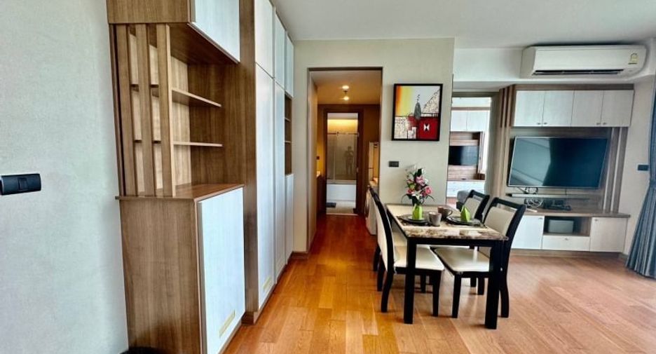 For sale 1 bed condo in Si Racha, Chonburi