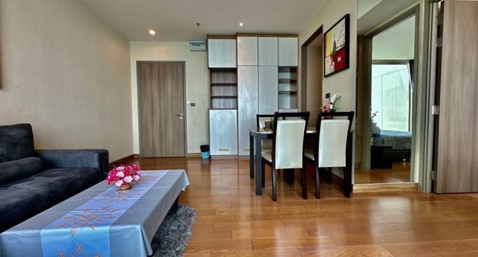 For sale 1 bed condo in Si Racha, Chonburi