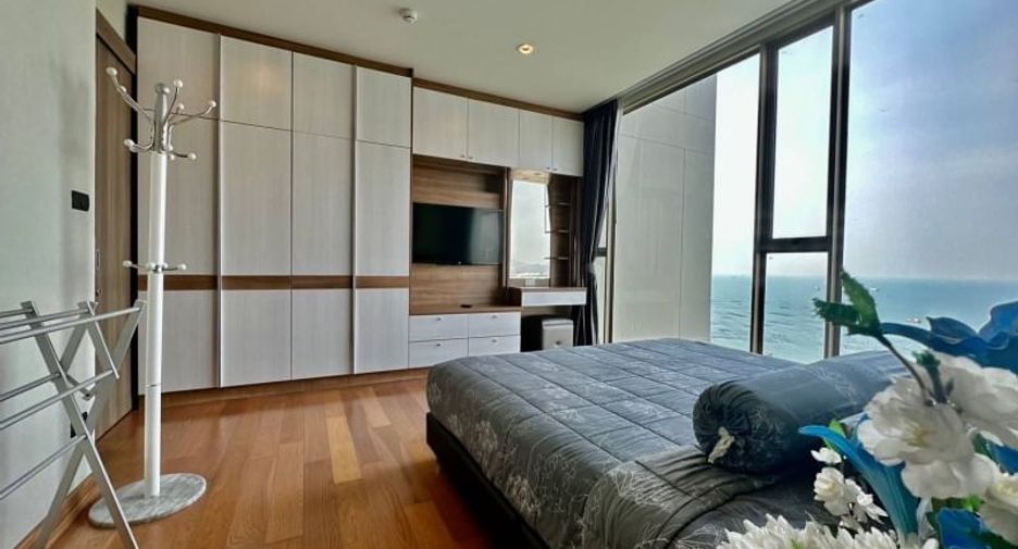 For sale 1 bed condo in Si Racha, Chonburi