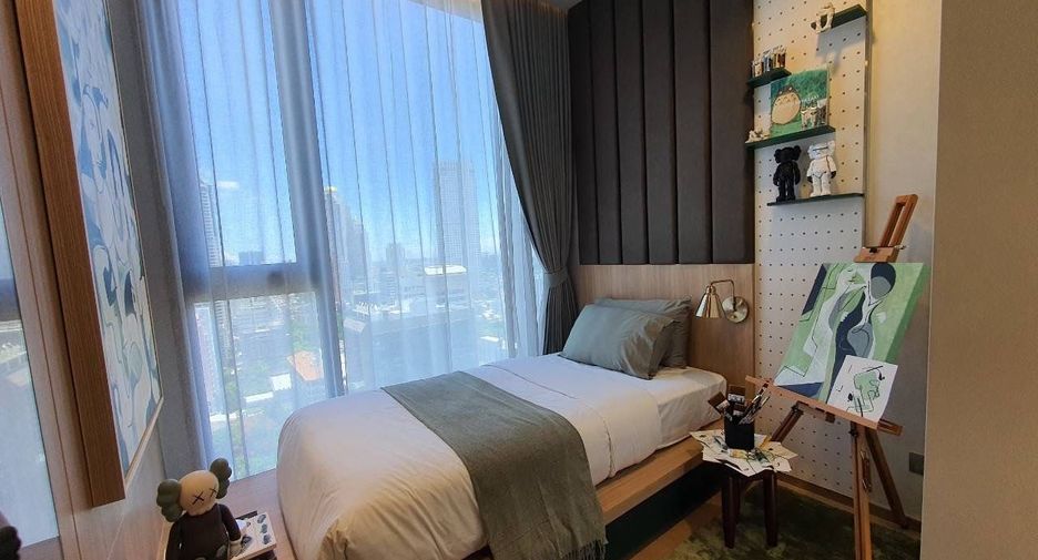 For sale 2 bedrooms condo in Sathon, Bangkok