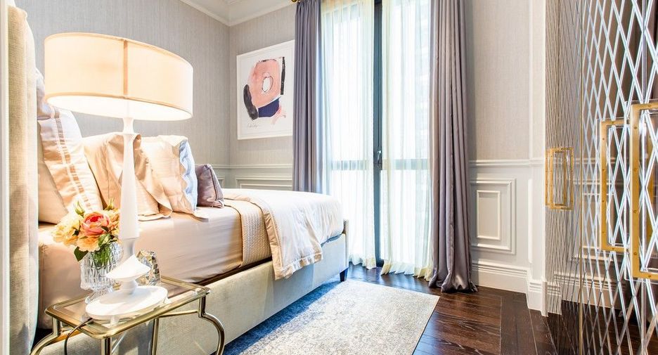 For sale 2 bedrooms condo in Pathum Wan, Bangkok