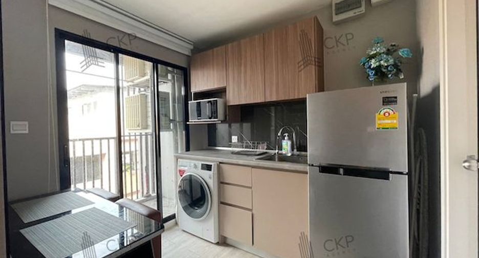 For sale 1 bed condo in Khlong Luang, Pathum Thani