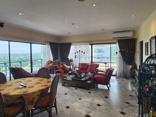 For sale 3 bedrooms condo in Mueang Chon Buri, Chonburi