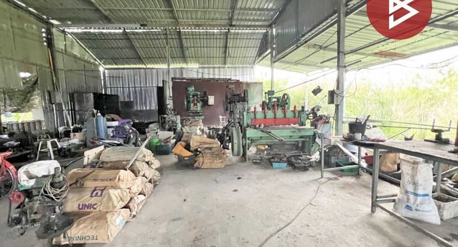 For sale warehouse in Ban Phaeo, Samut Sakhon