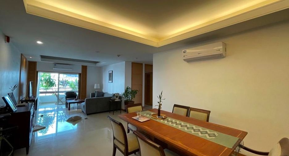 À louer 2 chambres appartement à Sathon, Bangkok