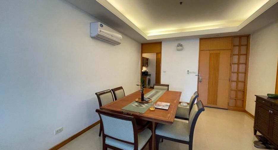 À louer 2 chambres appartement à Sathon, Bangkok