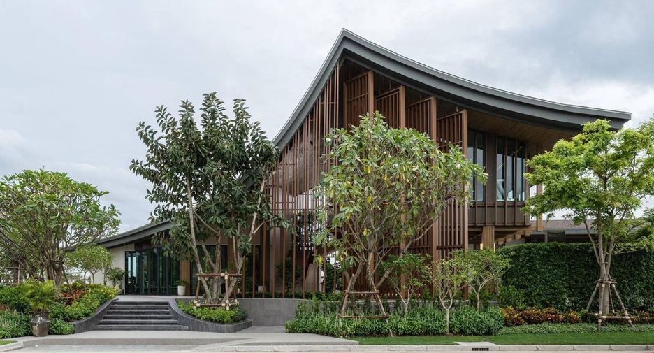 Haus zum Kauf mit 5 Zimmer in Bang Kapi, Bangkok