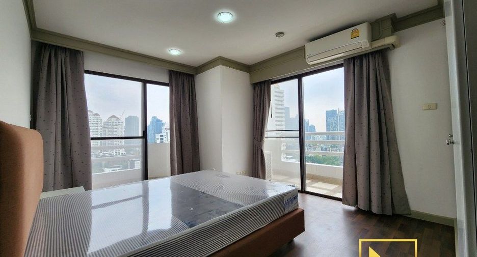 For rent 3 bedrooms condo in Watthana, Bangkok