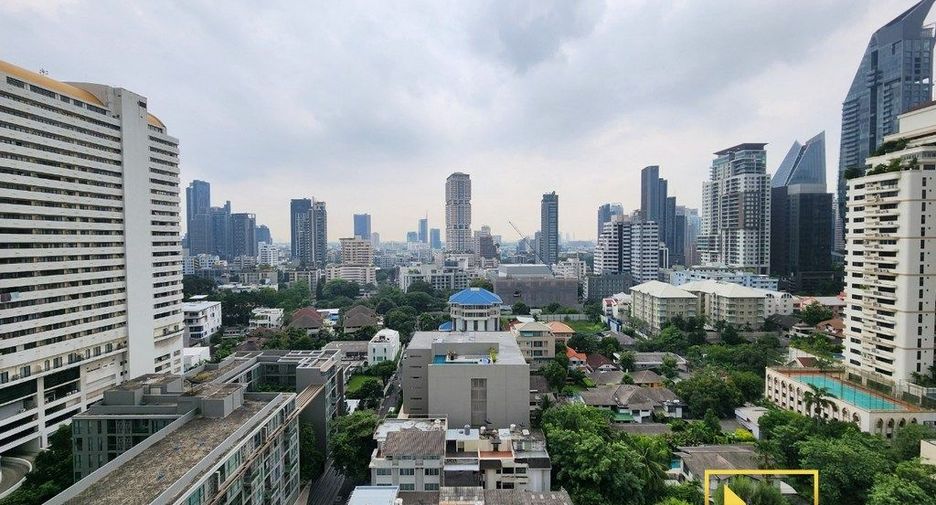 For rent 3 bedrooms condo in Watthana, Bangkok