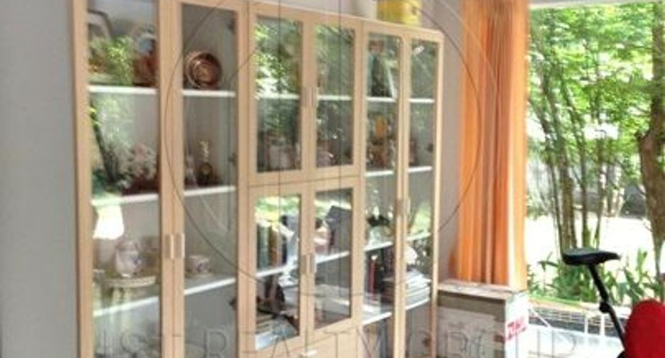 Haus zum Kauf mit 4 Zimmer in Saphan Sung, Bangkok
