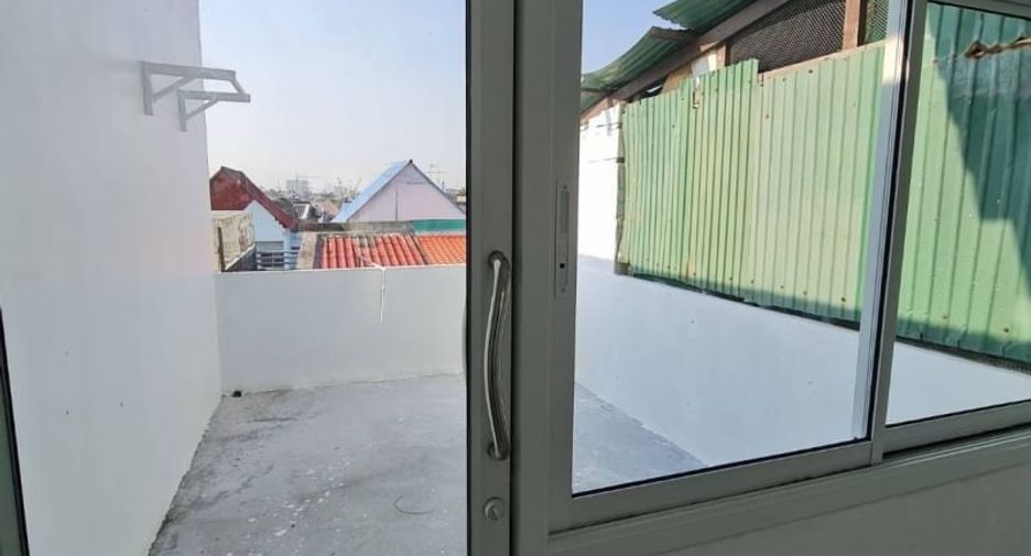 出售 4 卧室 商业空间 在 Bang Khae, 曼谷