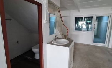 Gewerbefläche zum Kauf mit 4 Zimmer in Bang Khae, Bangkok