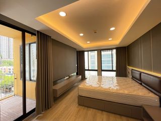 À louer 3 chambres condo à Pathum Wan, Bangkok
