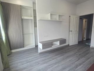 For rent 3 bedrooms townhouse in Lat Krabang, Bangkok