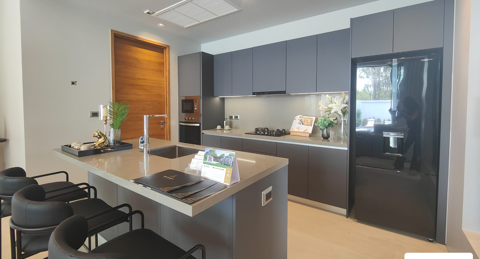 For sale 3 bedrooms villa in Thalang, Phuket