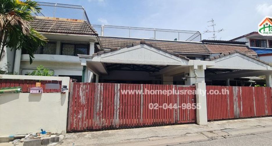 For sale 3 bedrooms townhouse in Phaya Thai, Bangkok
