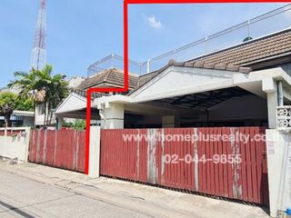 For sale 3 bed townhouse in Phaya Thai, Bangkok