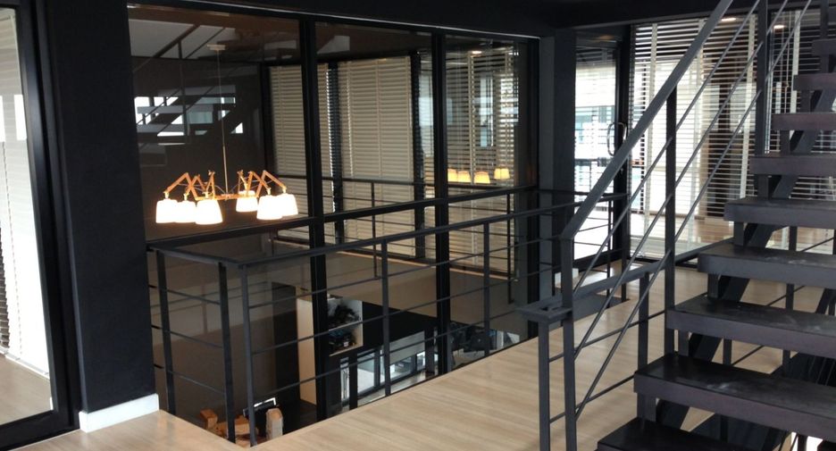 For sale studio townhouse in Bueng Kum, Bangkok