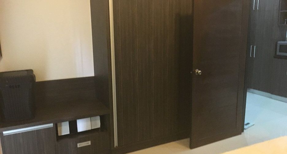 Wohnung zur Miete und zum Kauf mit 1 Zimmer in Bang Lamung, Chonburi