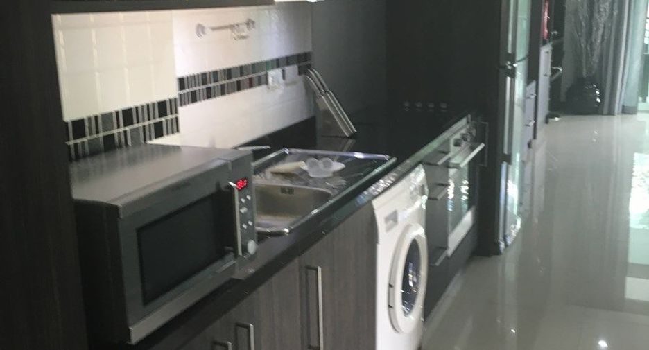 Wohnung zur Miete und zum Kauf mit 1 Zimmer in Bang Lamung, Chonburi