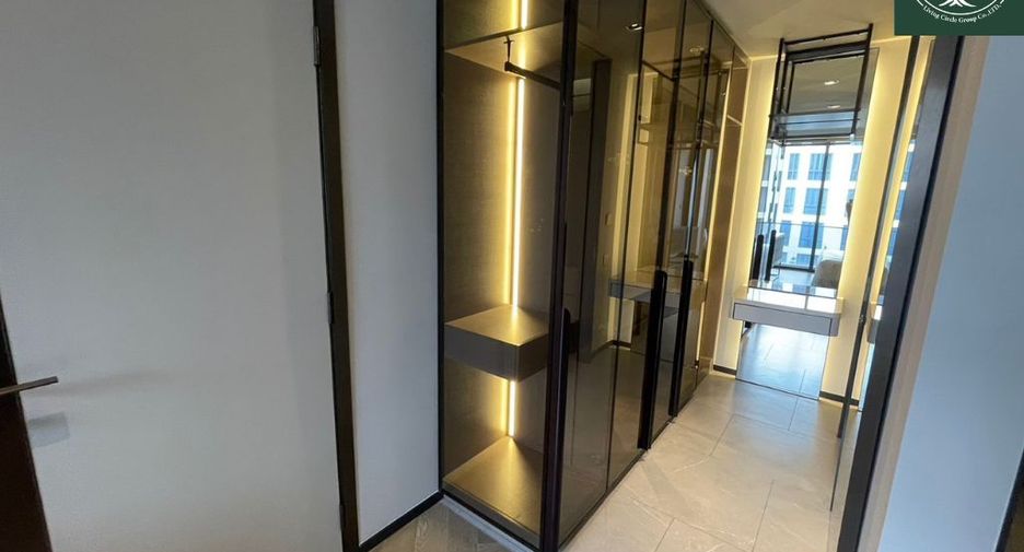 For rent 2 bed condo in Watthana, Bangkok