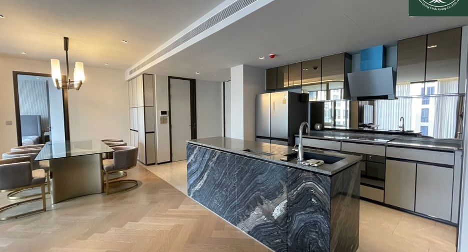 For rent 2 bed condo in Watthana, Bangkok
