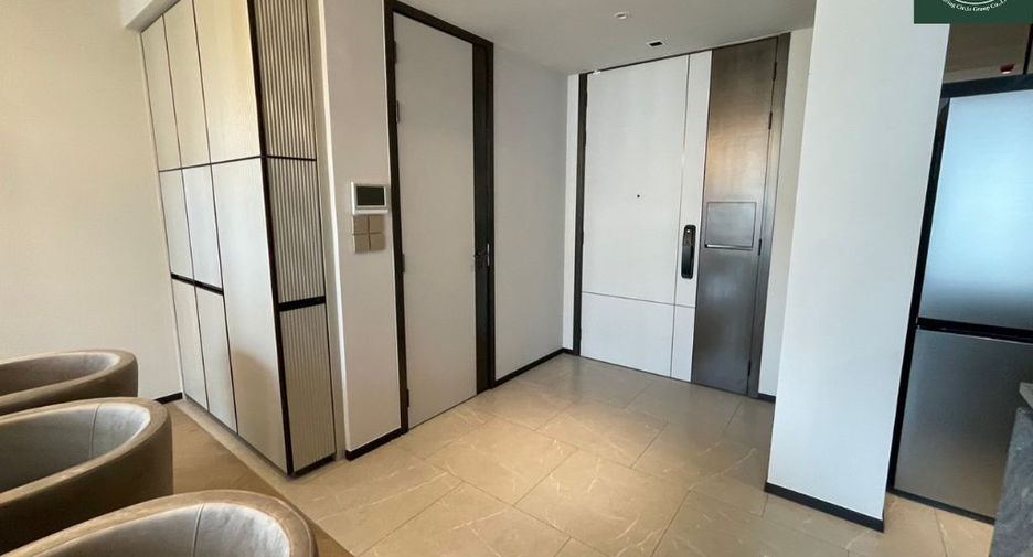 For rent 2 bed condo in Watthana, Bangkok