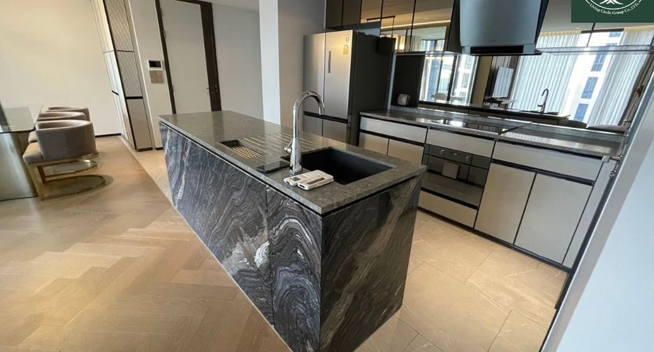 For rent 2 bed condo in Watthana, Bangkok