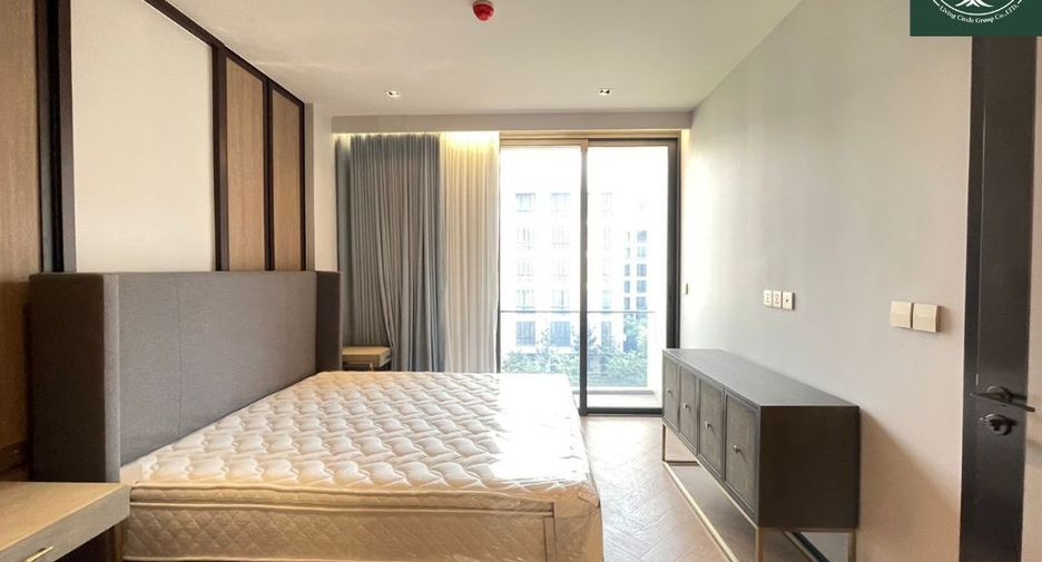 For rent 2 bed condo in Watthana, Bangkok