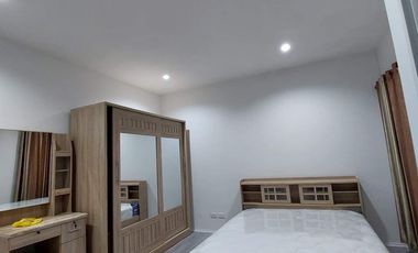 For rent 2 bedrooms townhouse in Mueang Pathum Thani, Pathum Thani