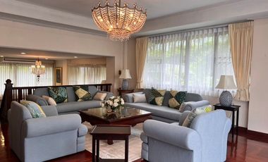 For rent 4 bedrooms condo in Watthana, Bangkok