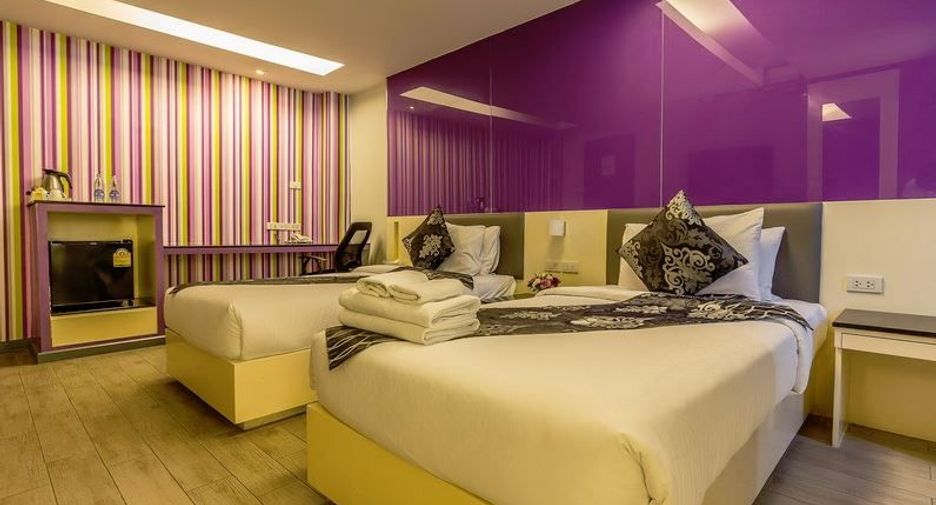 For sale hotel in Phra Khanong, Bangkok