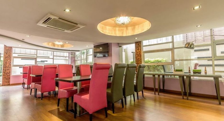 For sale hotel in Phra Khanong, Bangkok