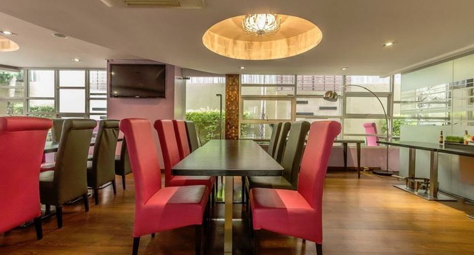 For sale hotel in Phra Khanong, Bangkok