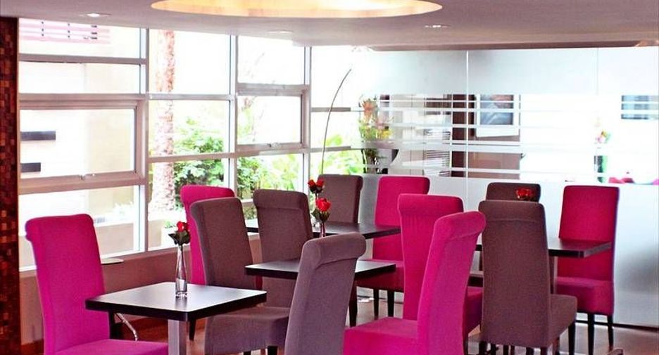 For sale hotel in Phra Khanong, Bangkok