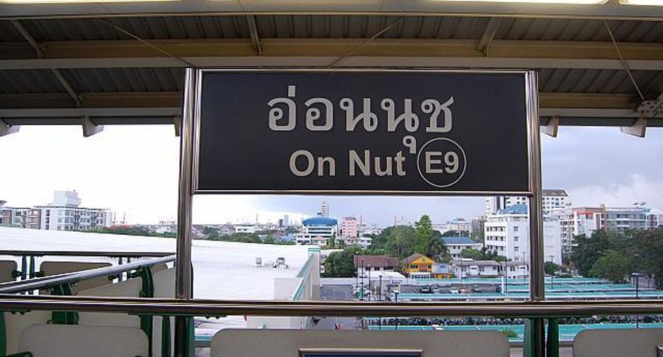 For sale hotel in Phra Khanong, Bangkok