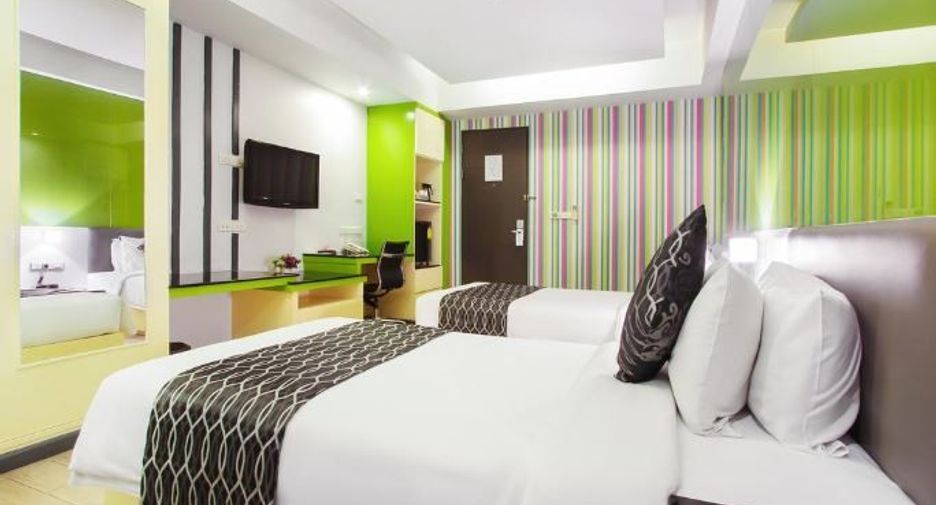 For sale hotel in Phra Khanong, Bangkok