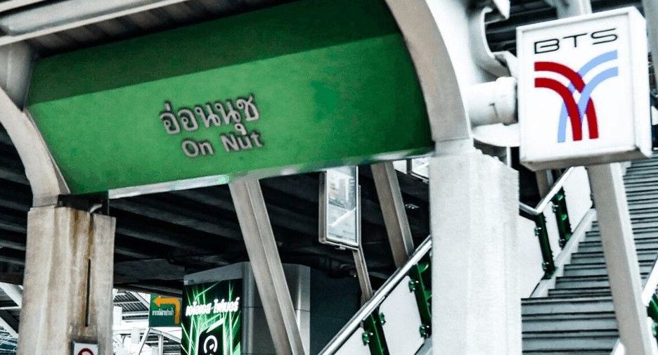 For sale hotel in Phra Khanong, Bangkok